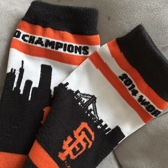 San Francisco Giants Black and Orange unisex Socks Set includes 3 size 6 - Picture 6 of 8
